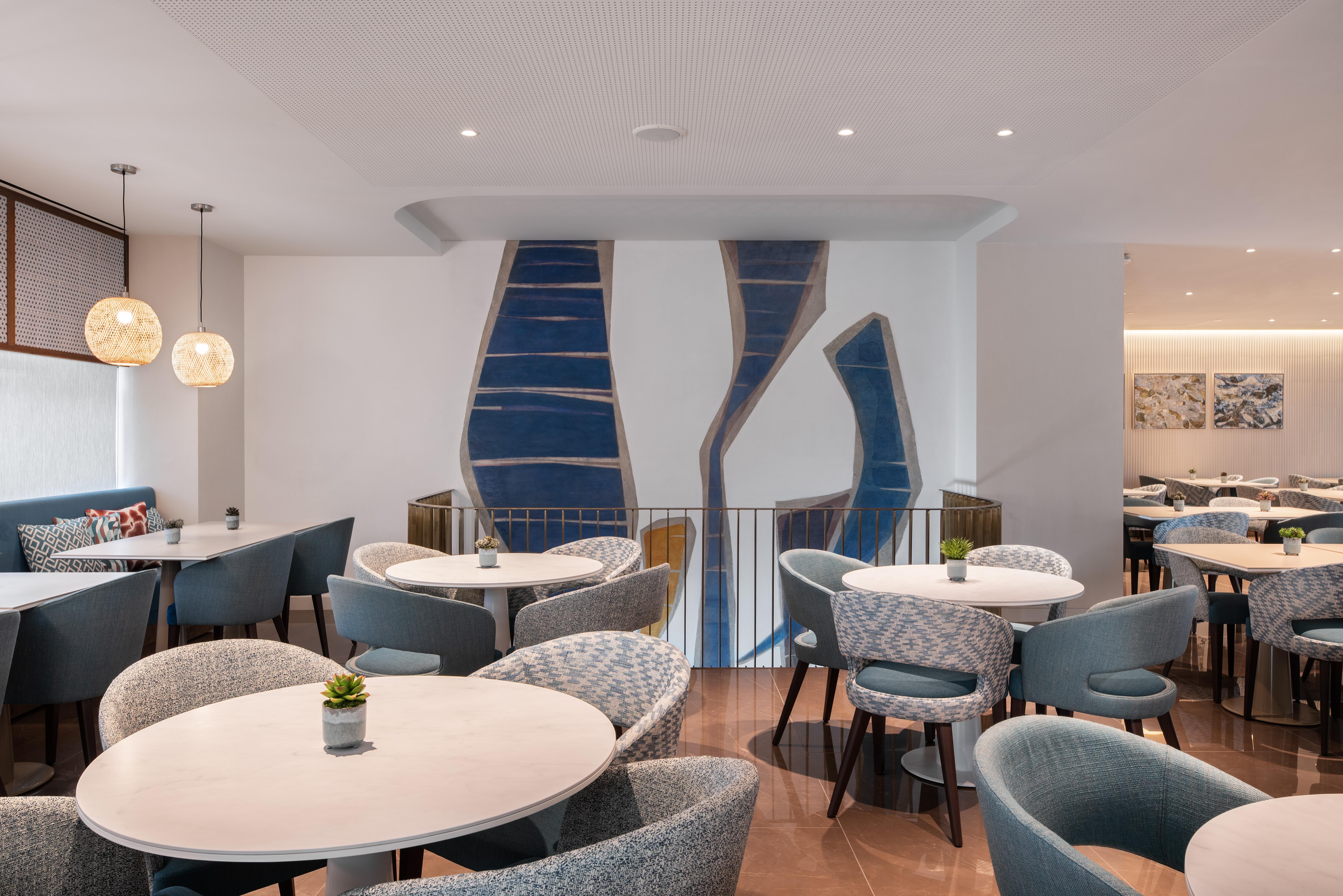 波尔图 Eurostars Aliados酒店 外观 照片 The lounge at the airport